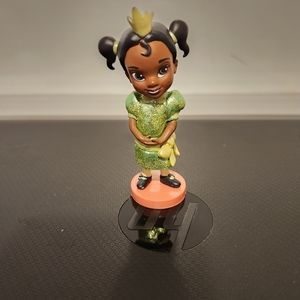 Disney Princess Tiana mini figure cake topper.